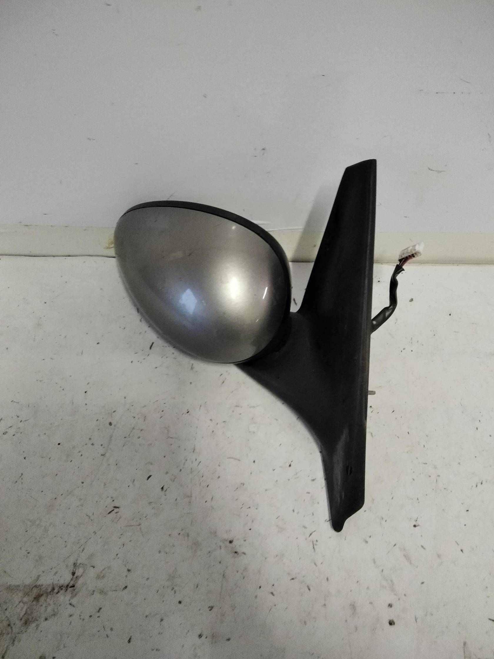 Retrovisore est. regolaz. elettr. dx.